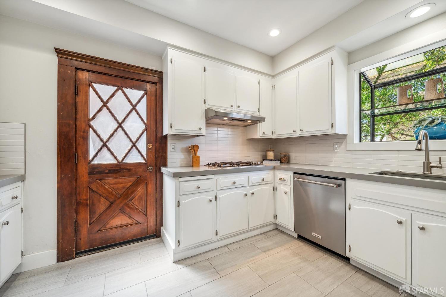 119 Primrose Road # 1