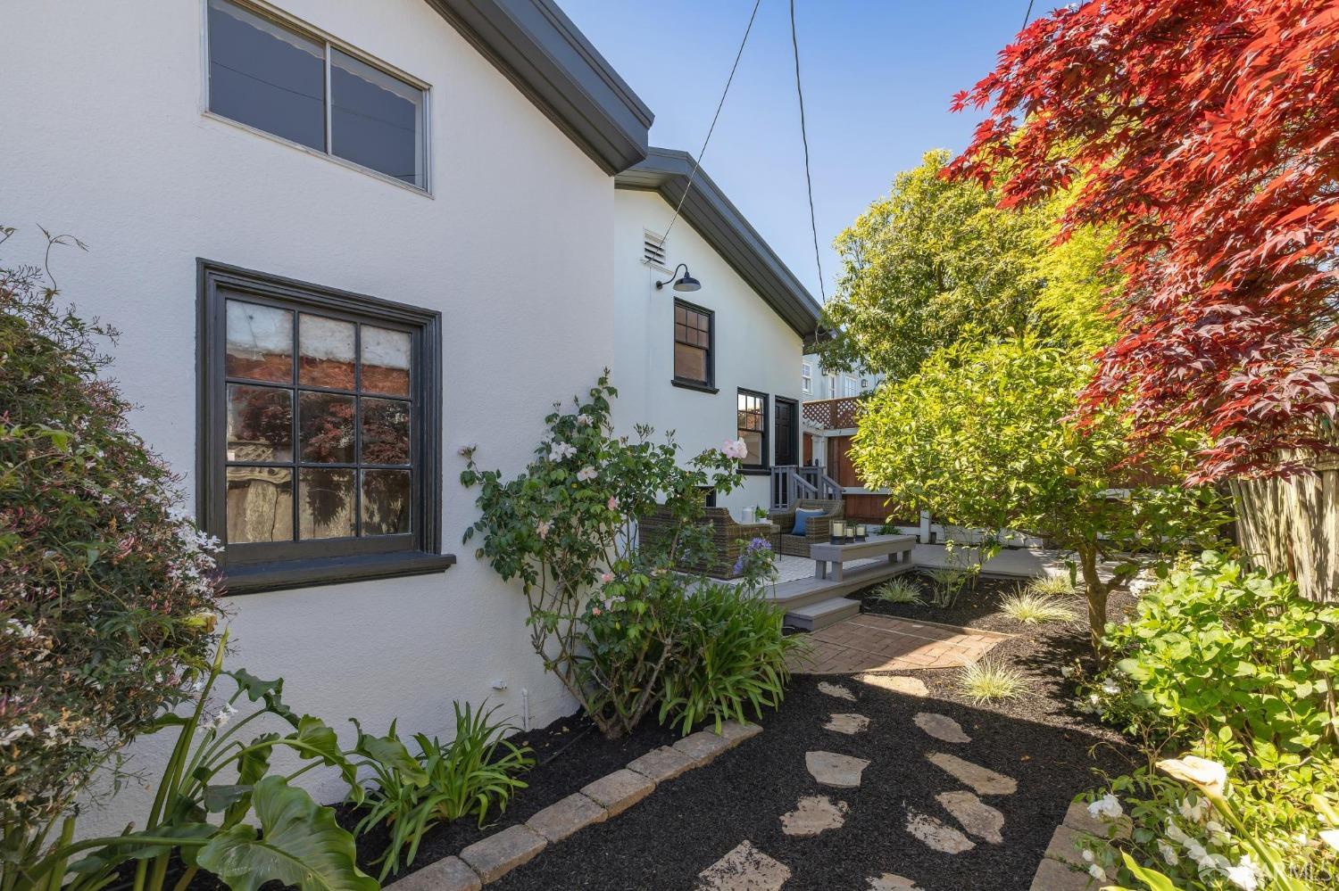 106 Eastwood Drive