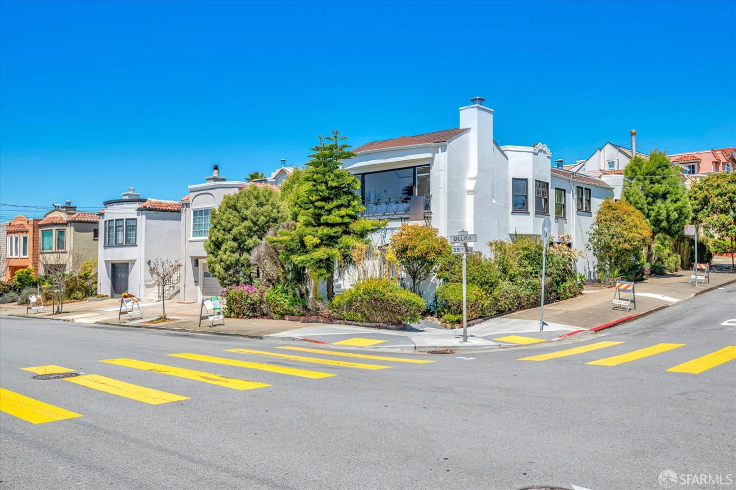 2400 Ulloa Street