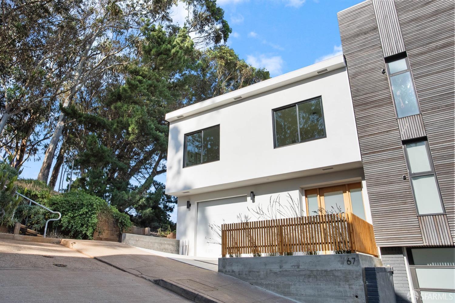 67 Rosenkranz Street