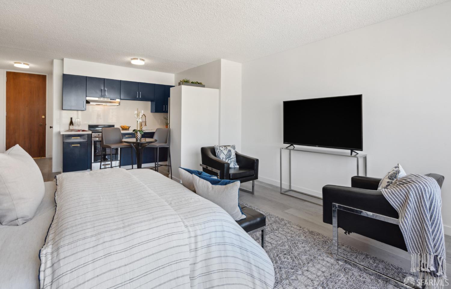 1001 Pine Street # 1012
