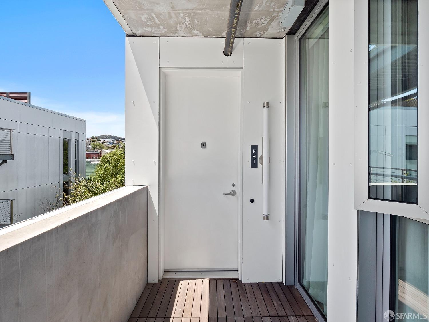 450 Hayes Street # 4A