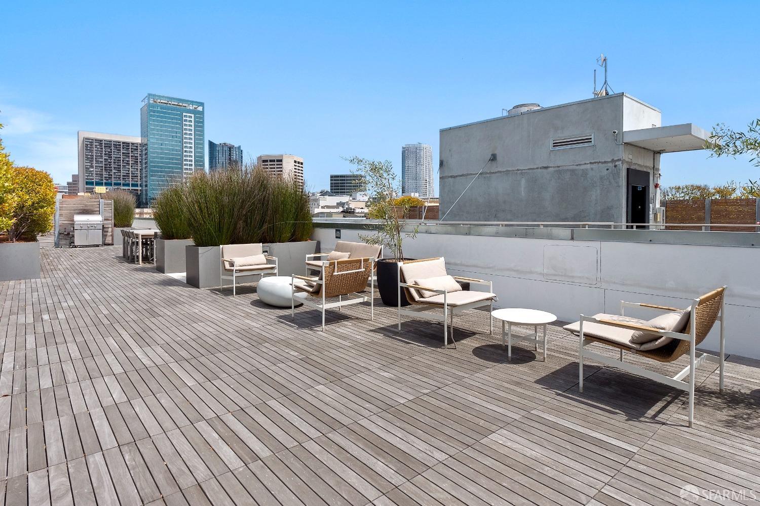 450 Hayes Street # 4A