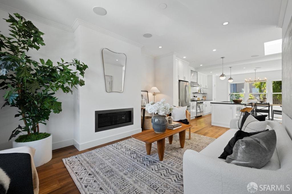 228 Ellsworth Street
