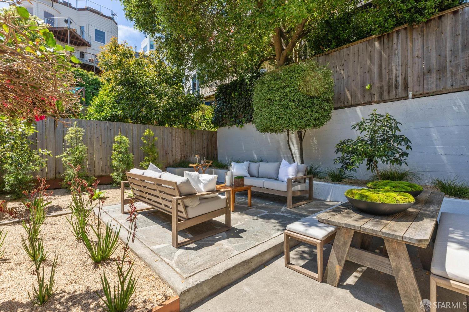 769 Francisco Street