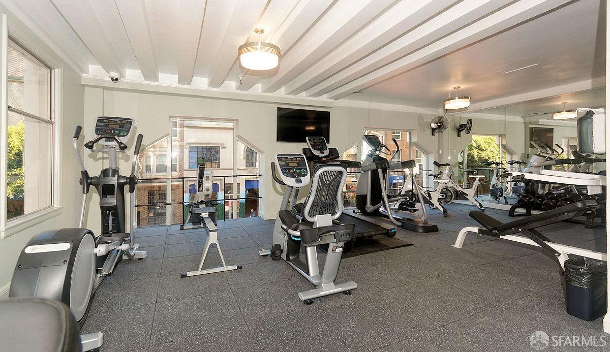 631 Ofarrell Street # 1203