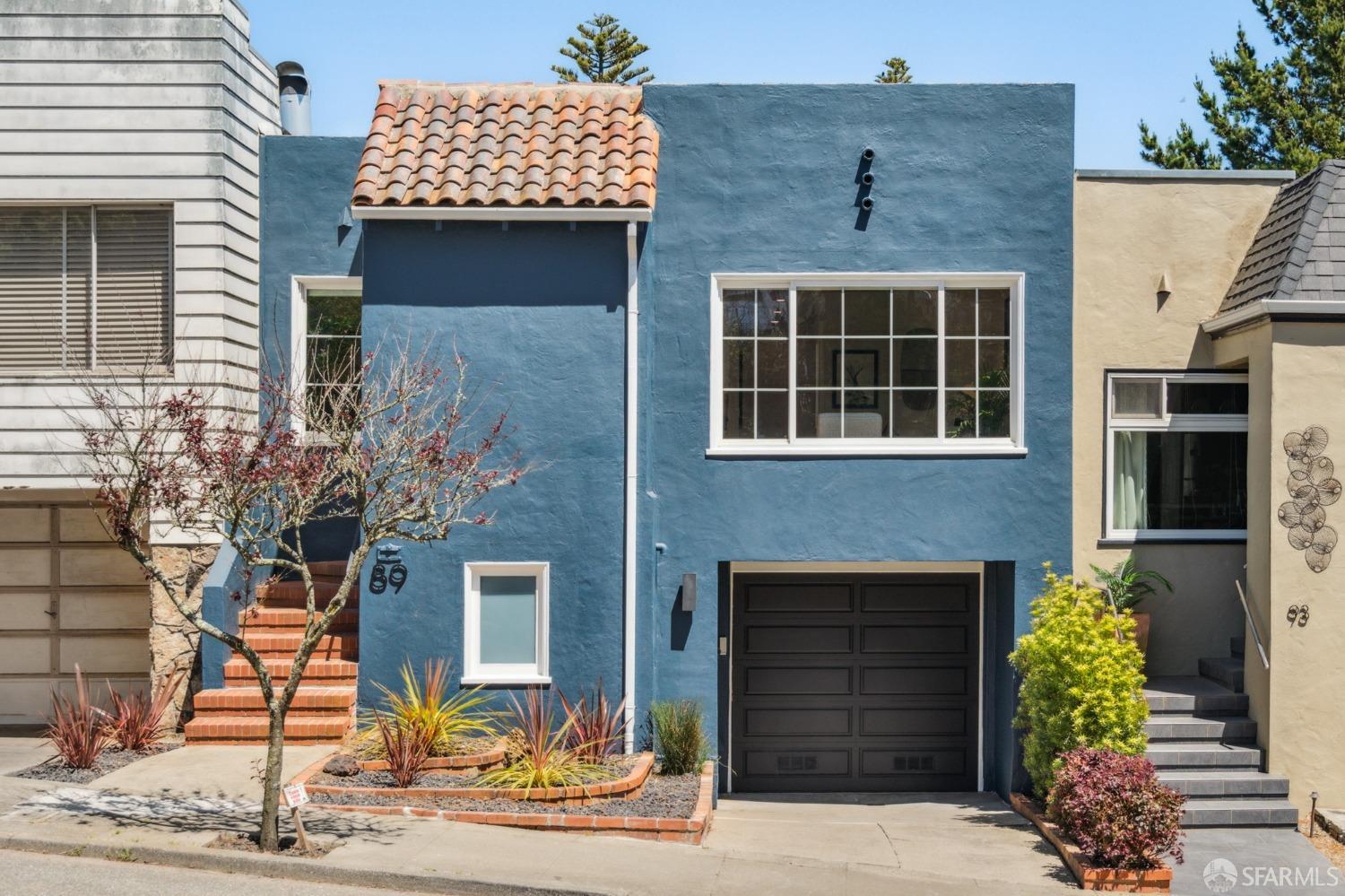 89 Sequoia Way
