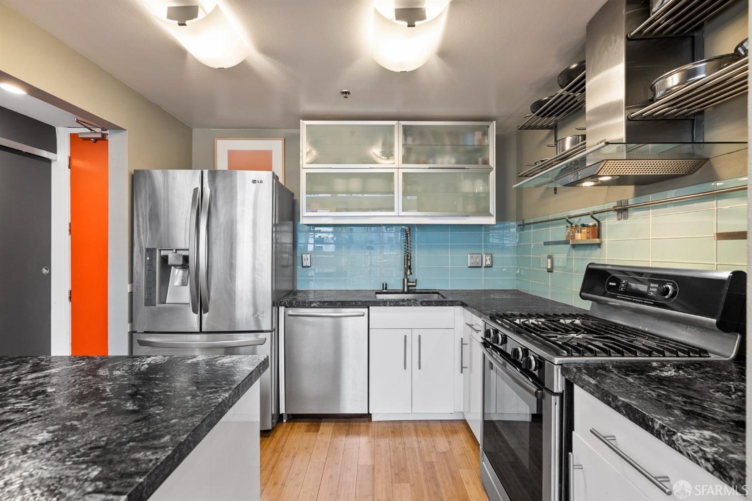 960 Natoma Street # 4