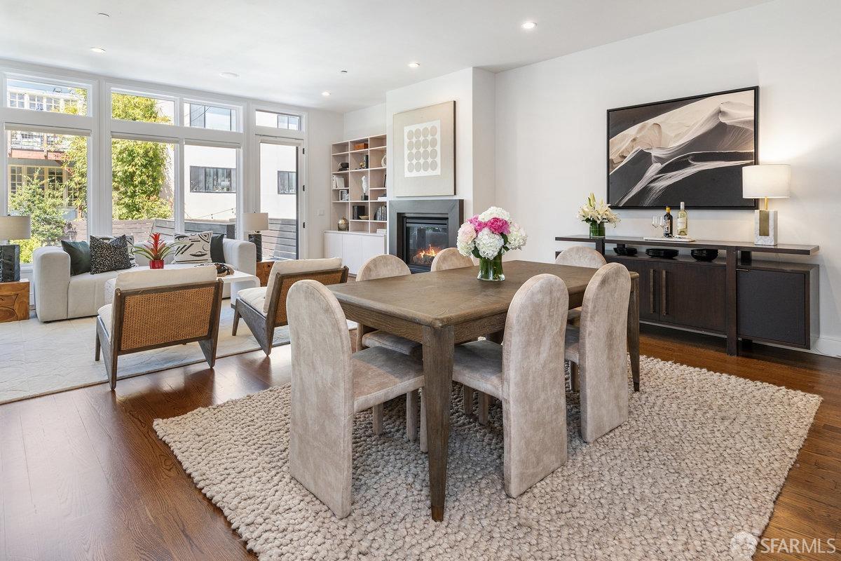 944 South Van Ness Avenue