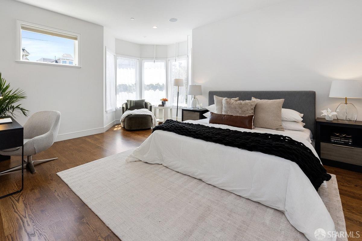 944 South Van Ness Avenue