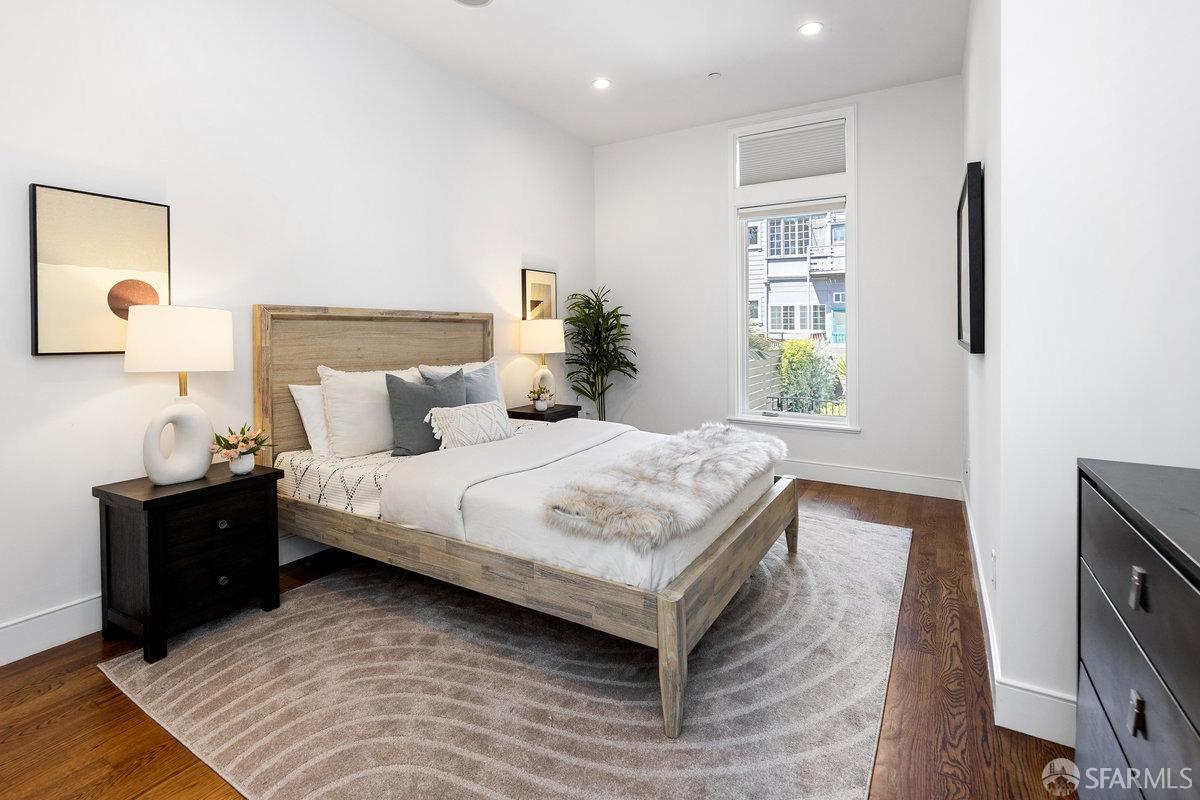 944 South Van Ness Avenue
