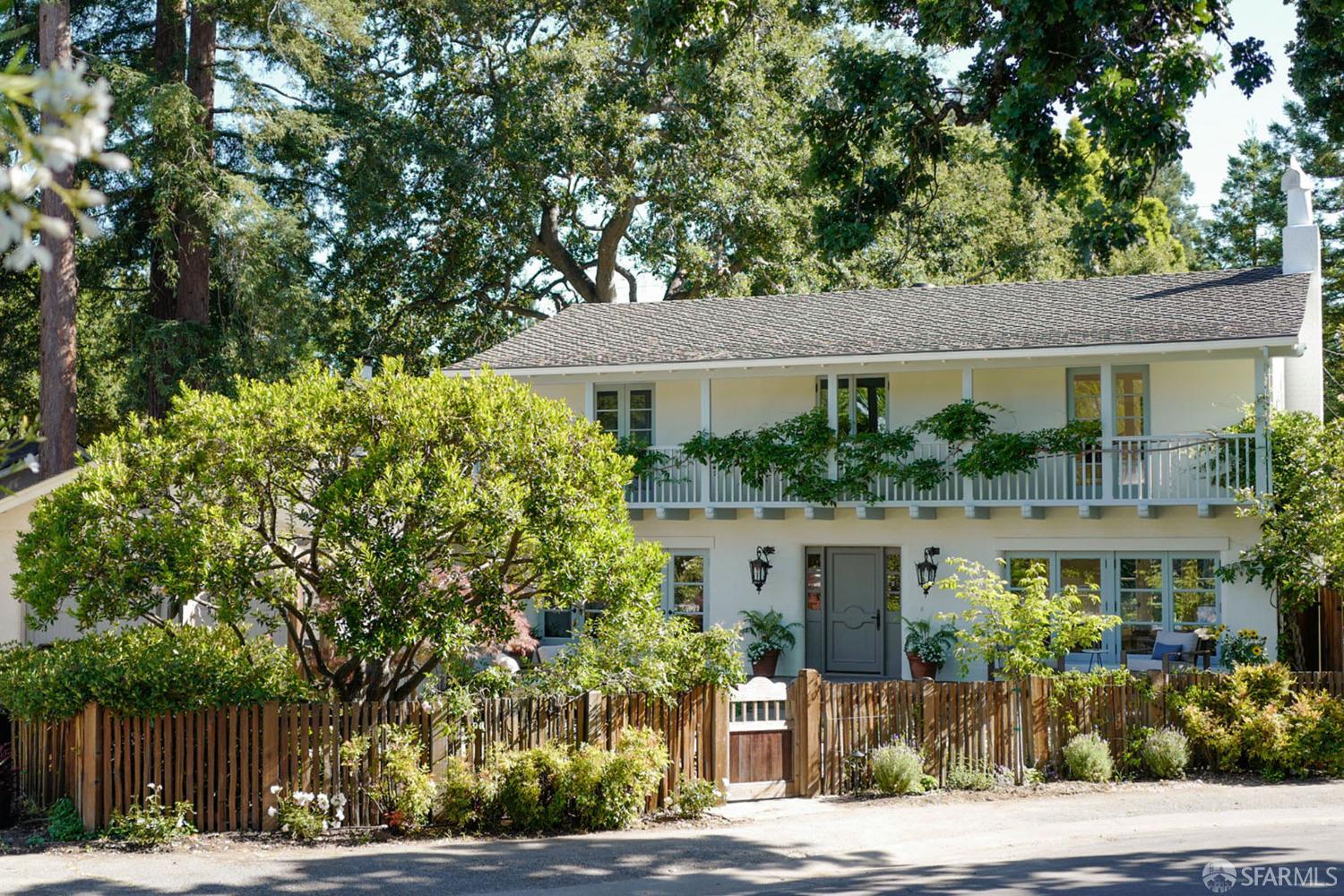 1135 Hidden Oaks Drive