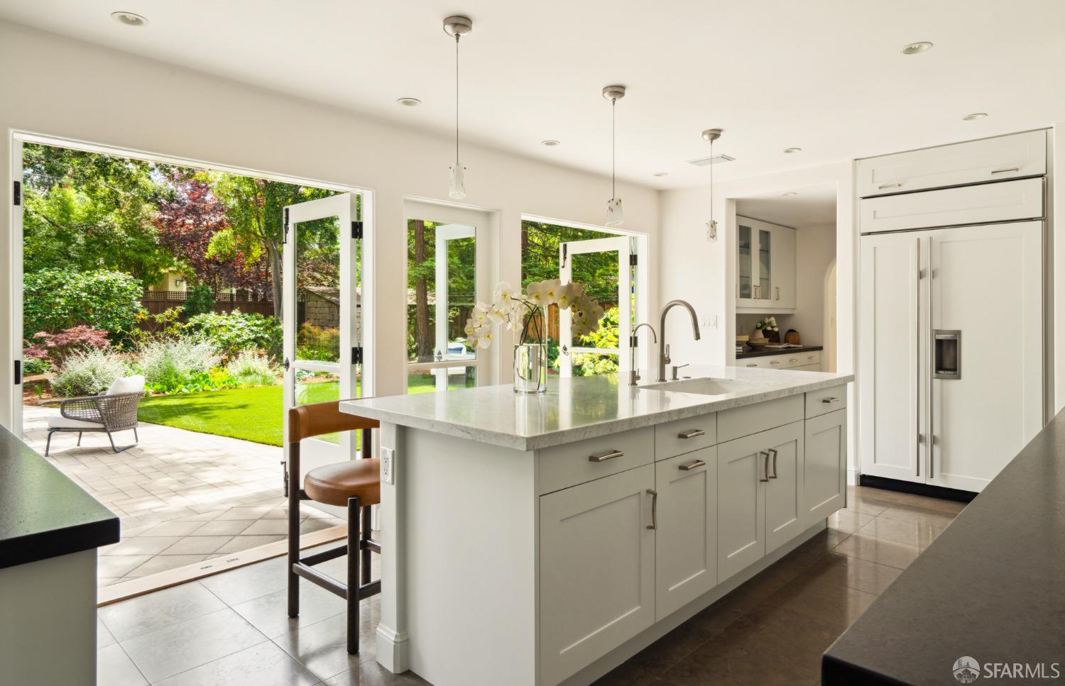1135 Hidden Oaks Drive