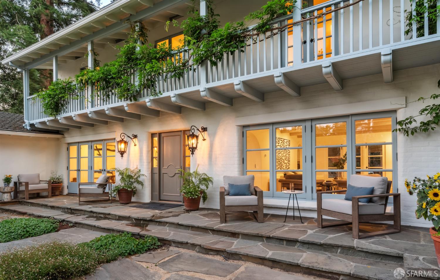 1135 Hidden Oaks Drive