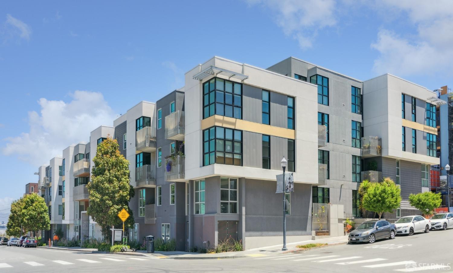 451 Donahue Street # 203