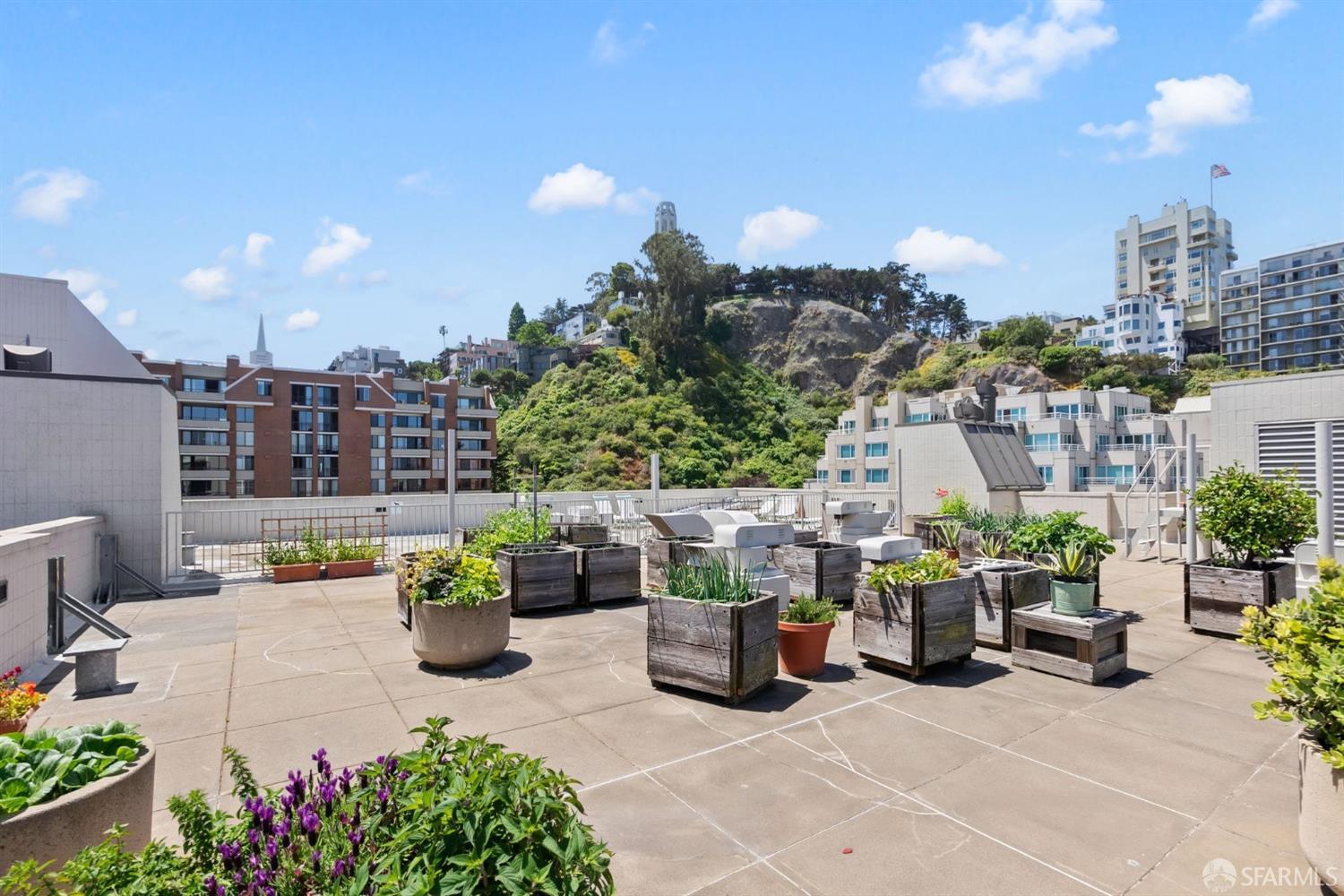 152 Lombard Street # 707