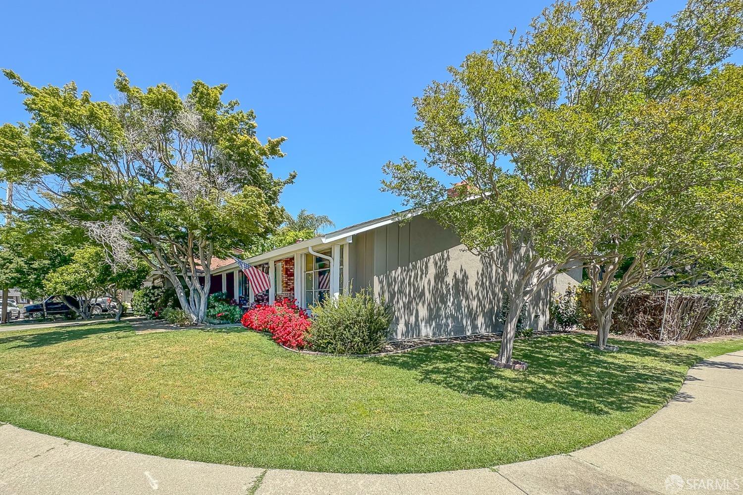 3712 Northpark Court