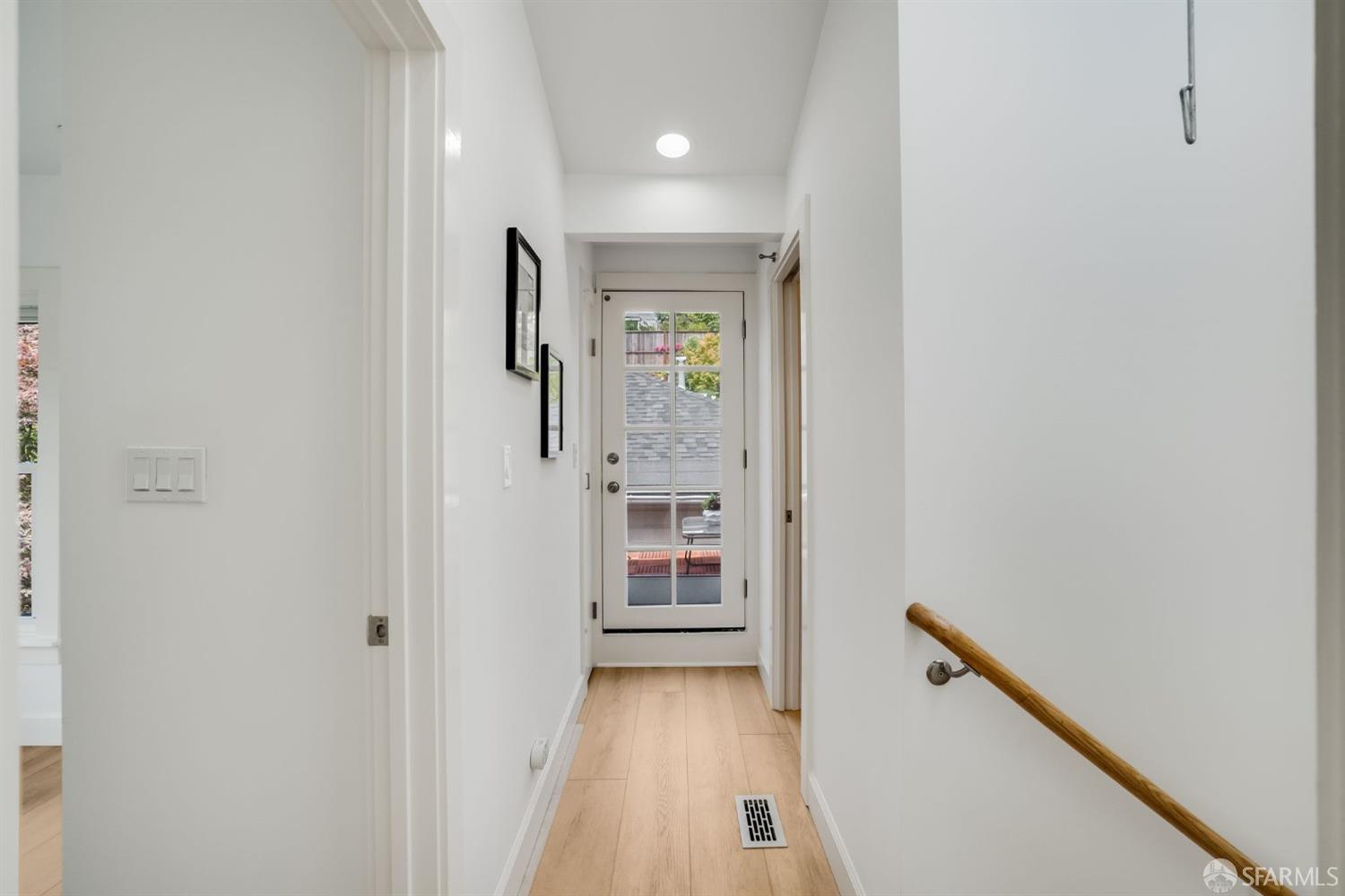 320 Eureka Street # 2