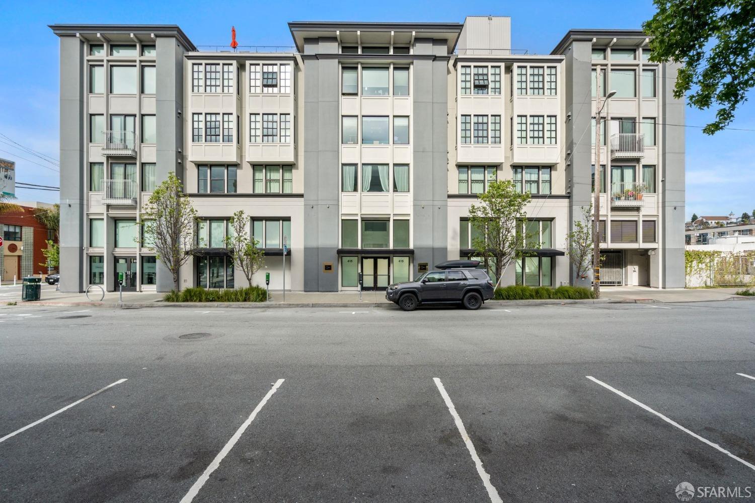 415 De Haro Street # 402