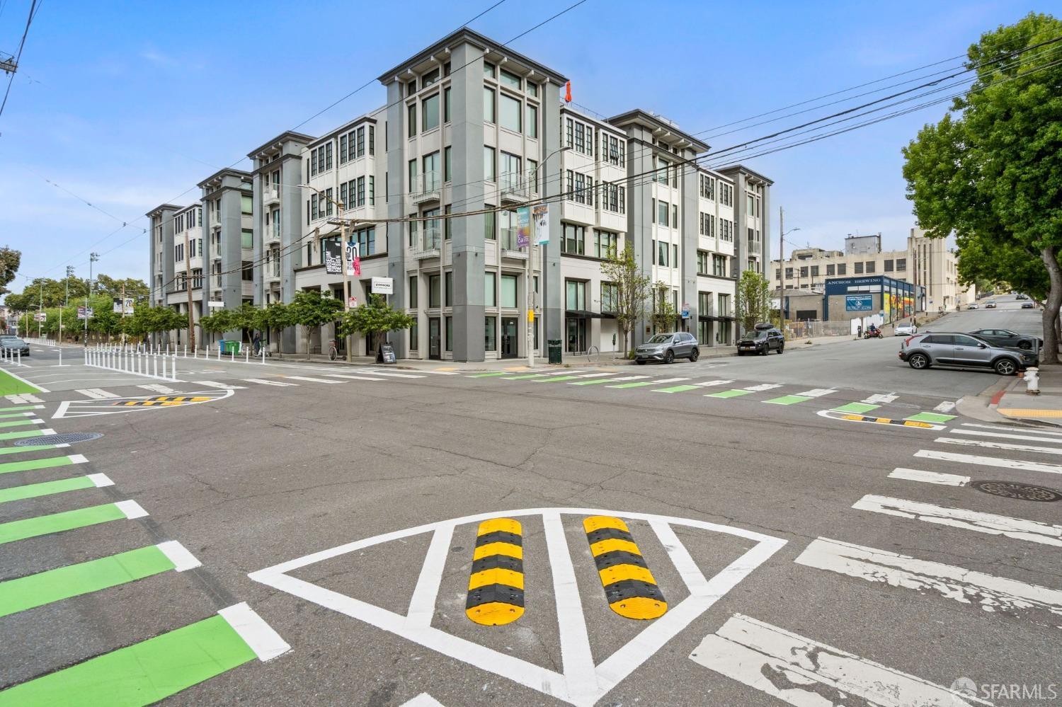 415 De Haro Street # 402