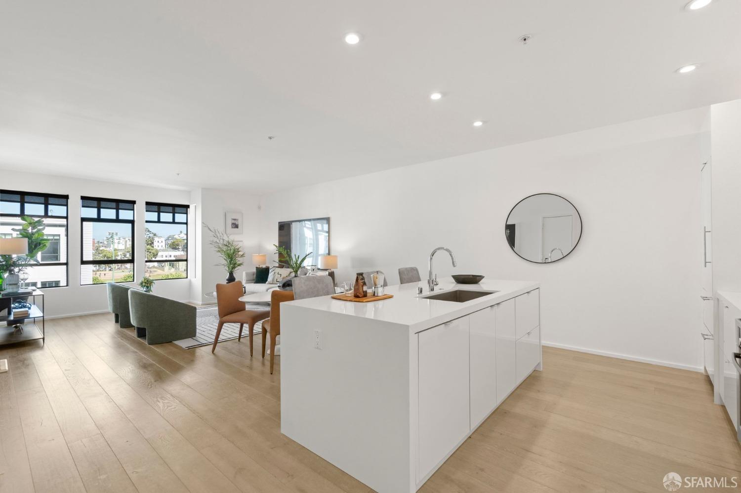 415 De Haro Street # 402