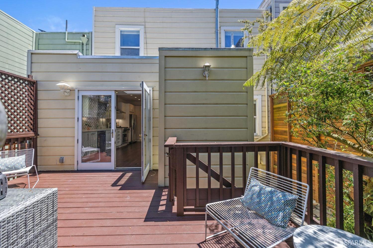 86 Homestead Street