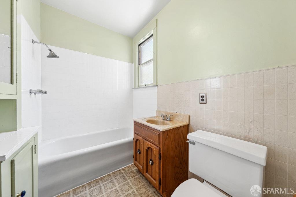 444 San Bruno Avenue