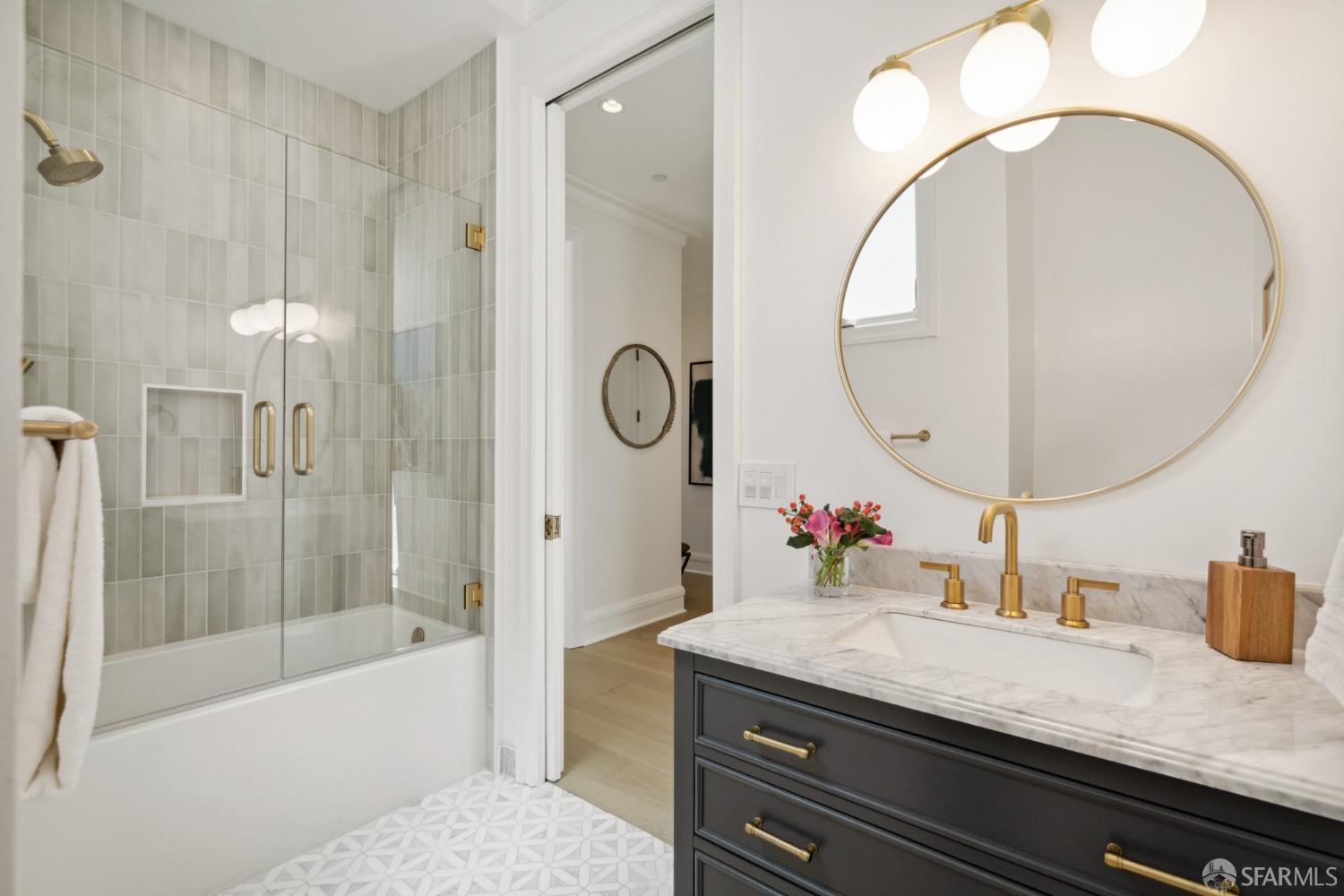 323 7th Avenue # 3