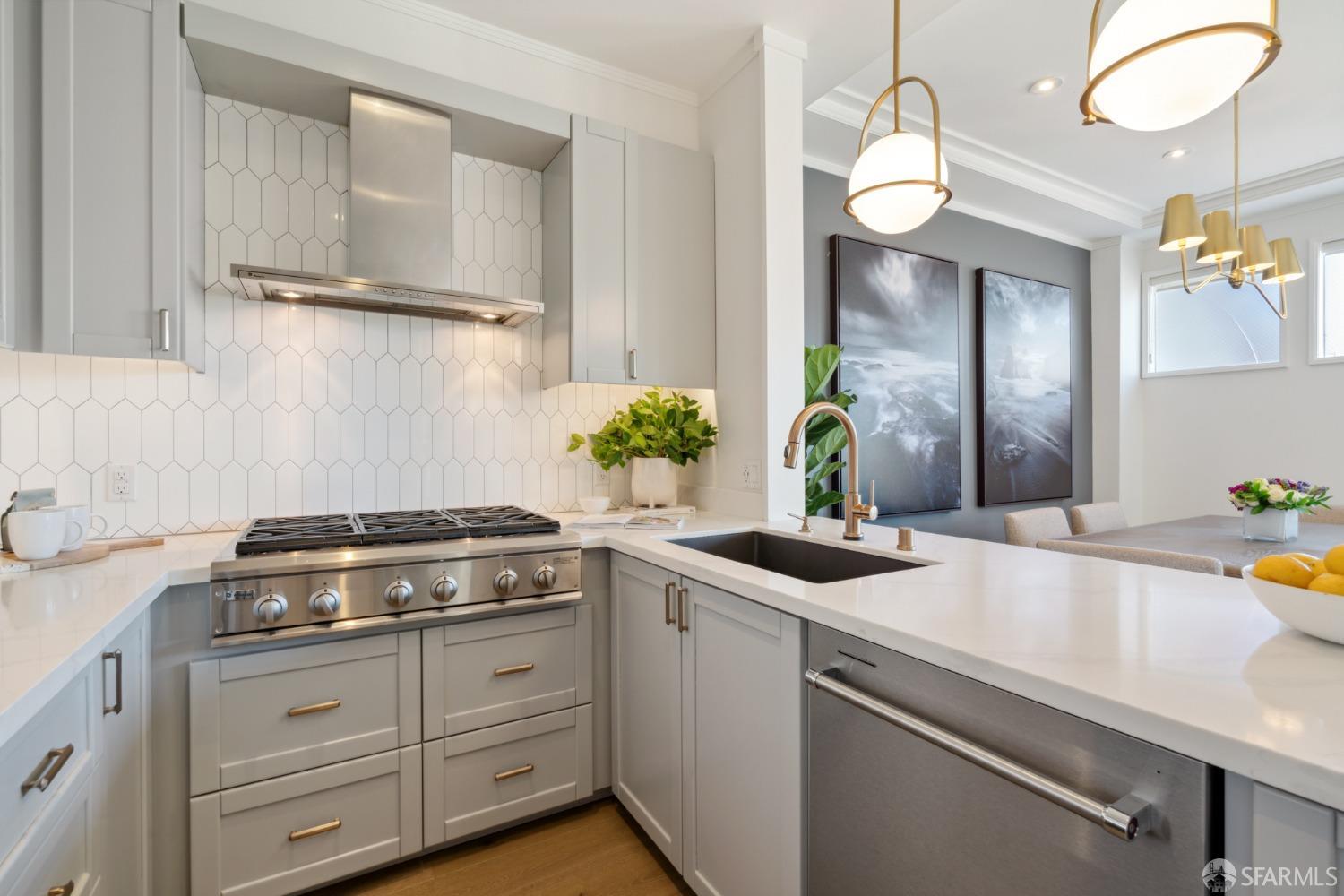 323 7th Avenue # 3