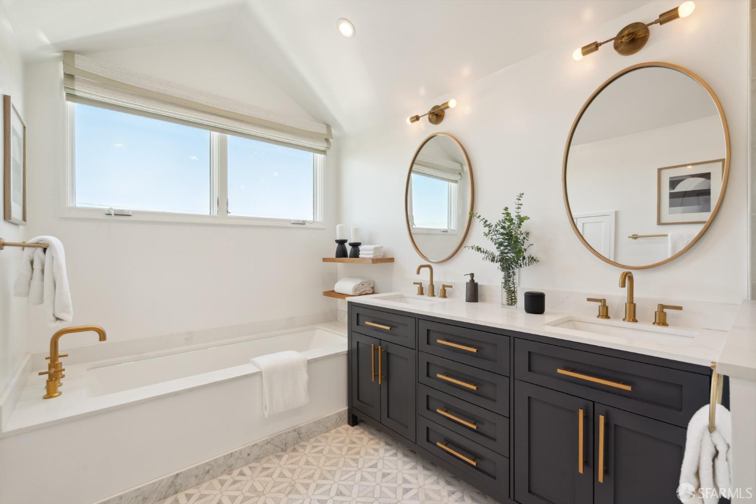 323 7th Avenue # 3