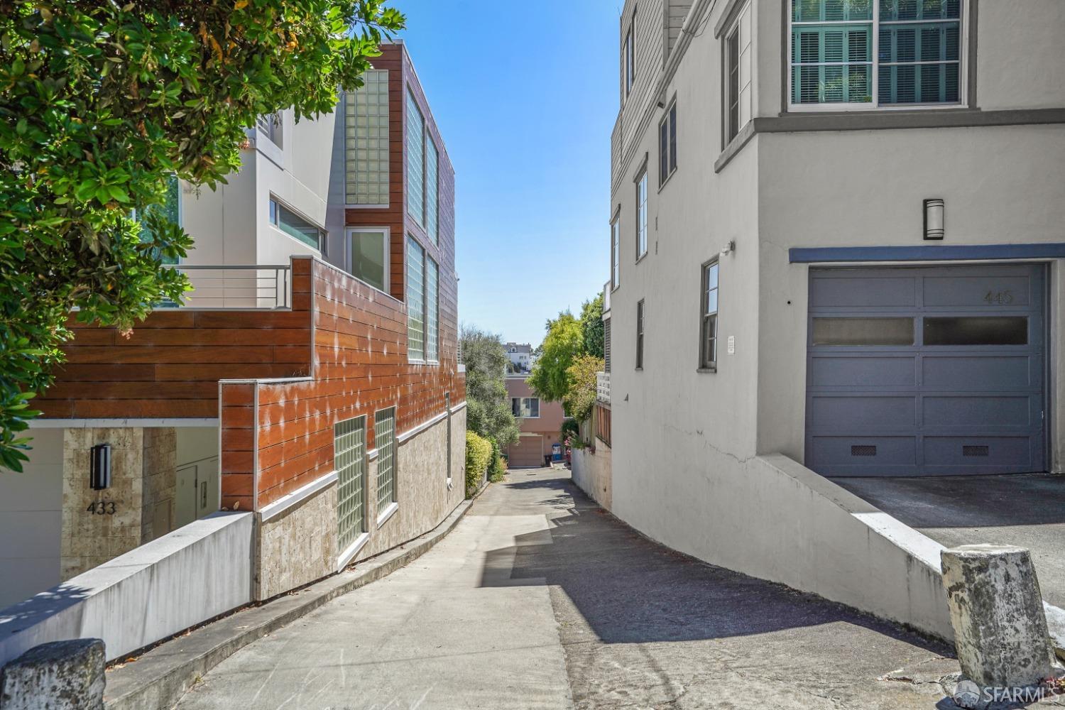 850 Castro Street