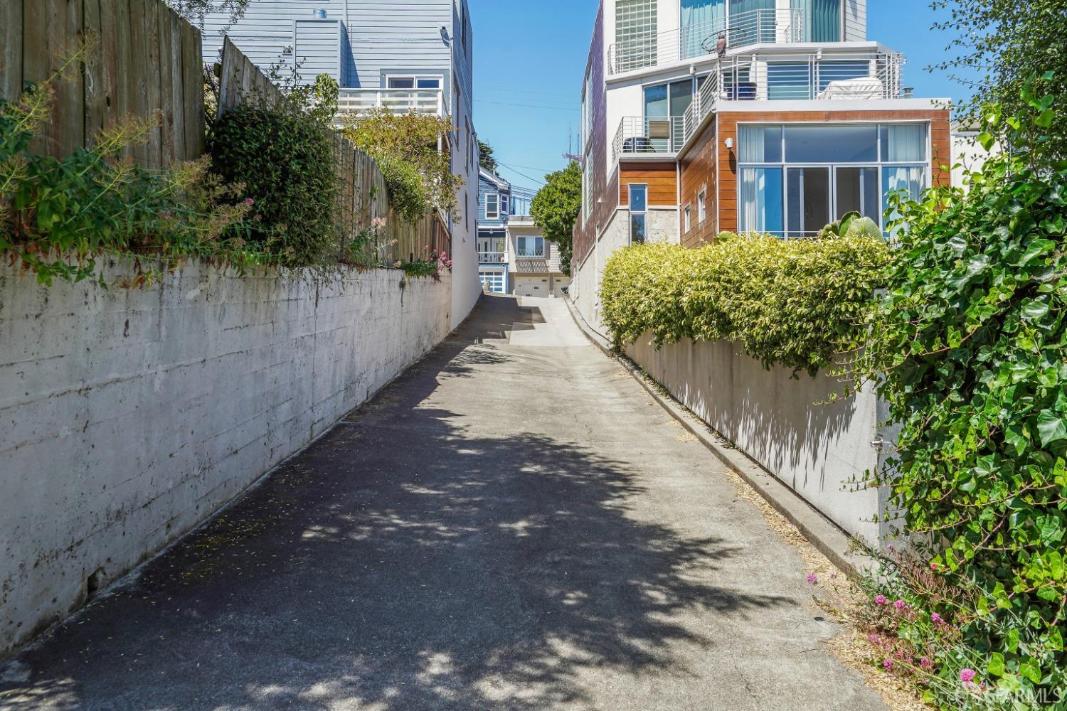 850 Castro Street