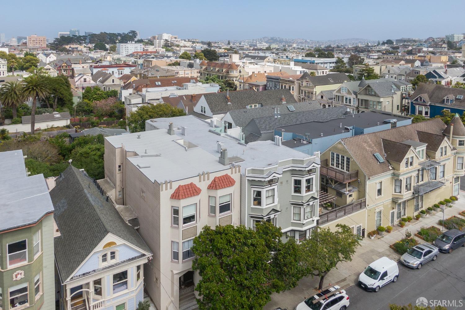 628 Lyon Street