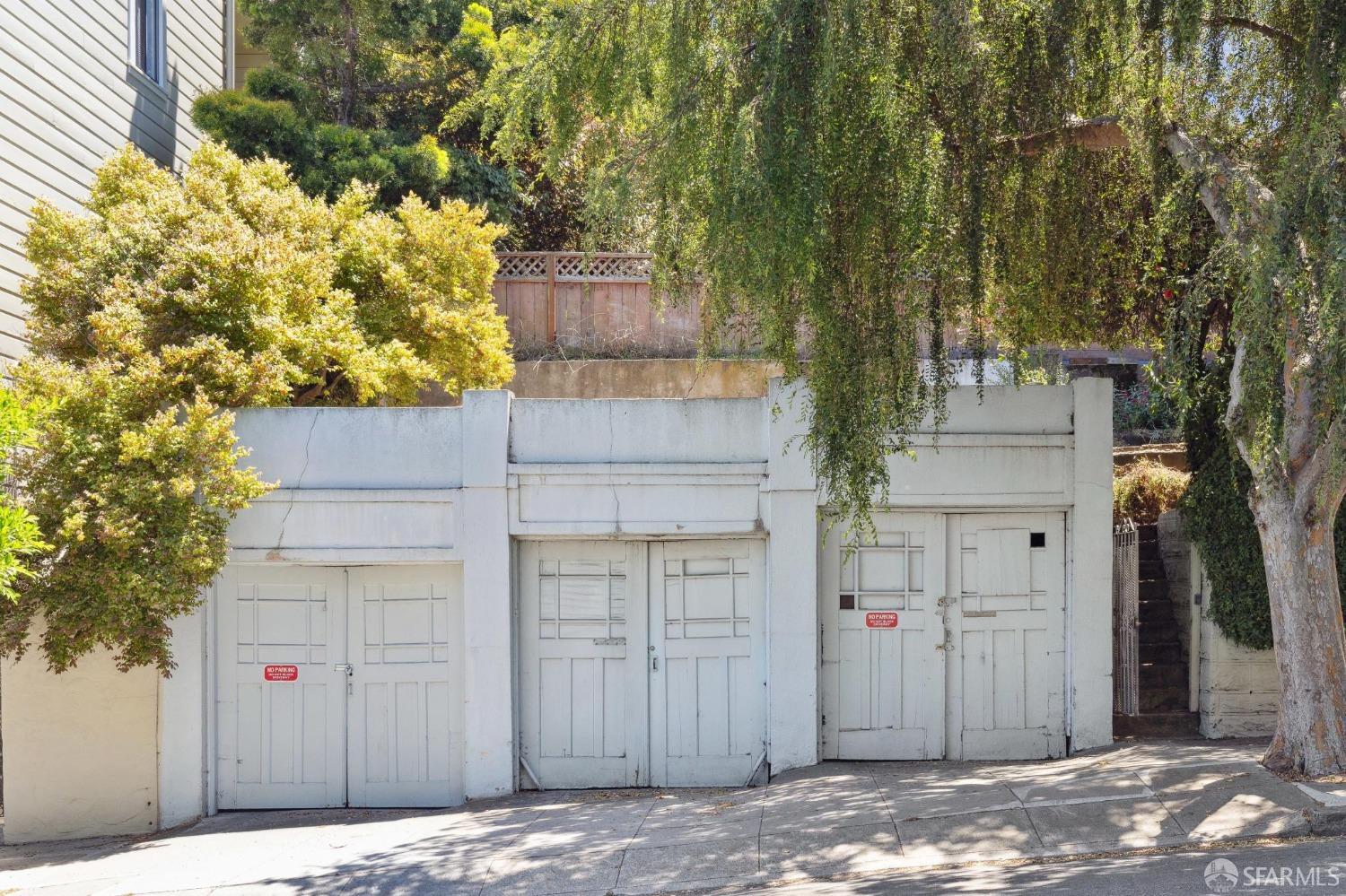 851-853 Church Street