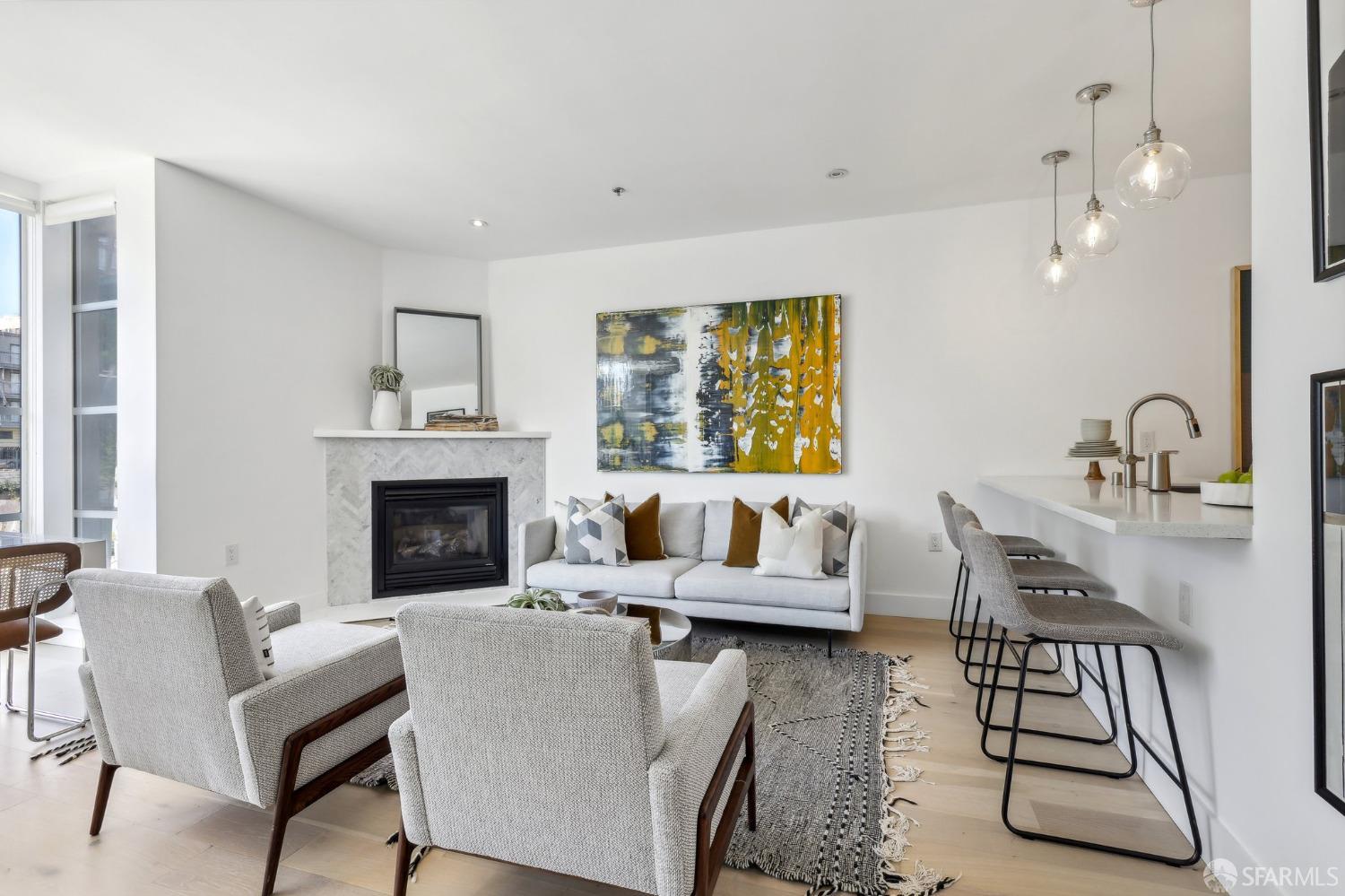 368 Elm Street # 305