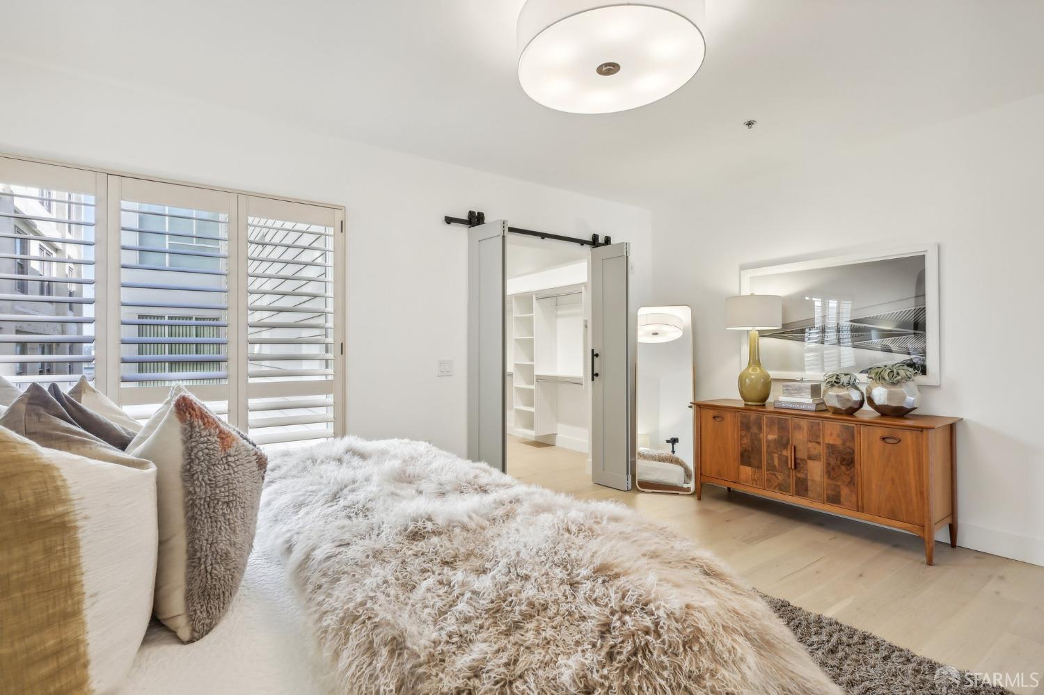 368 Elm Street # 305