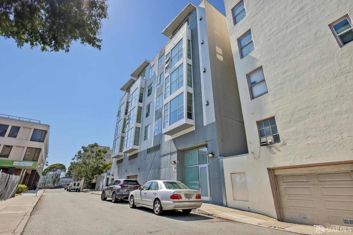 368 Elm Street # 305