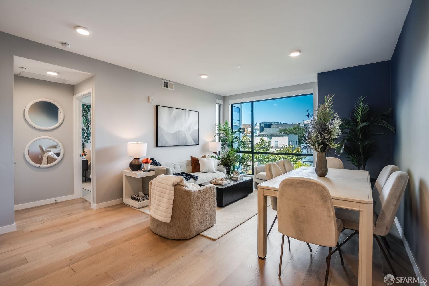1188 Valencia Street # 305