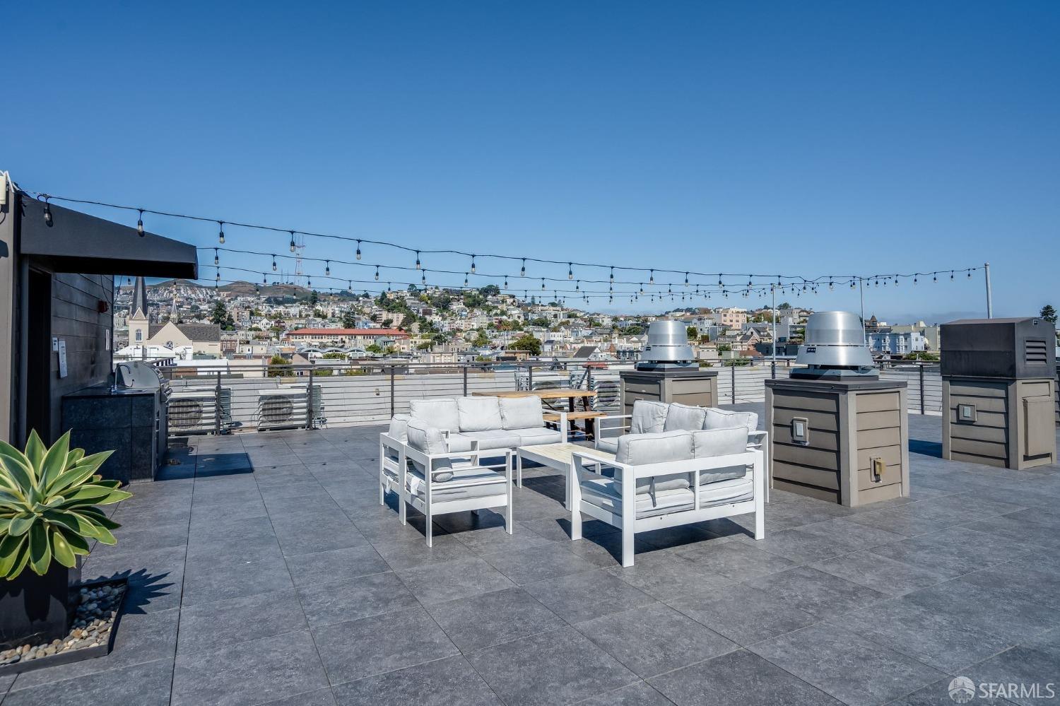 1188 Valencia Street # 305