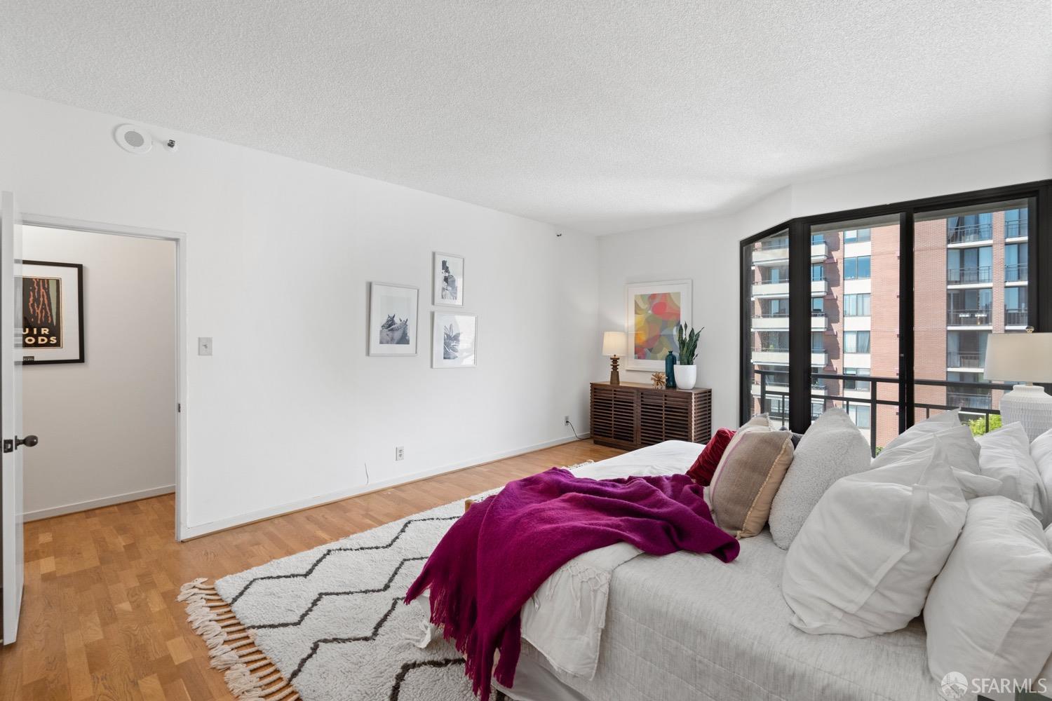 101 Lombard Street # 418E