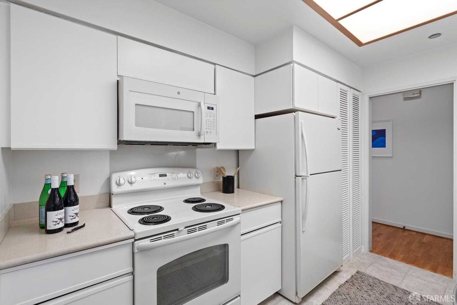 101 Lombard Street # 418E