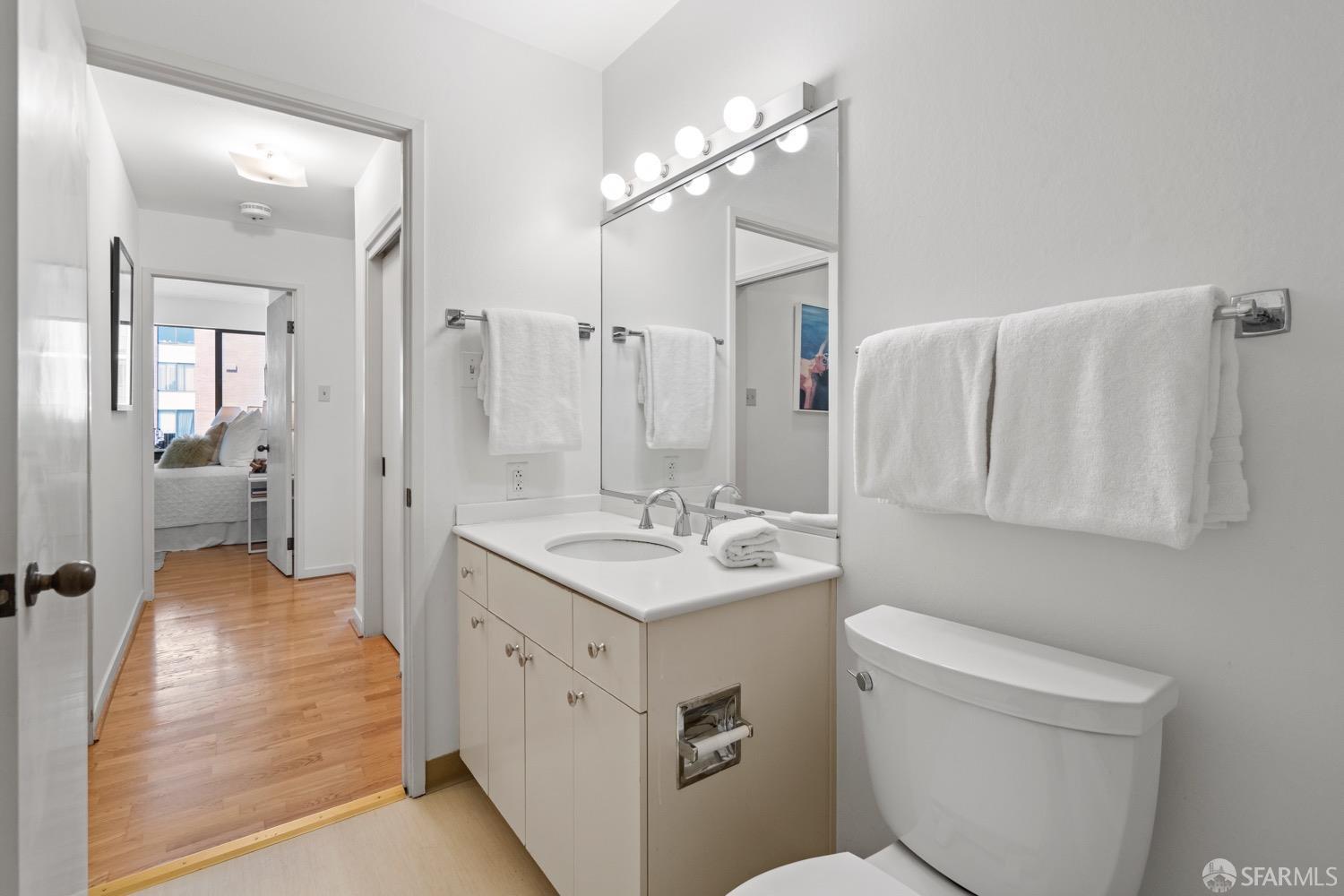 101 Lombard Street # 418E