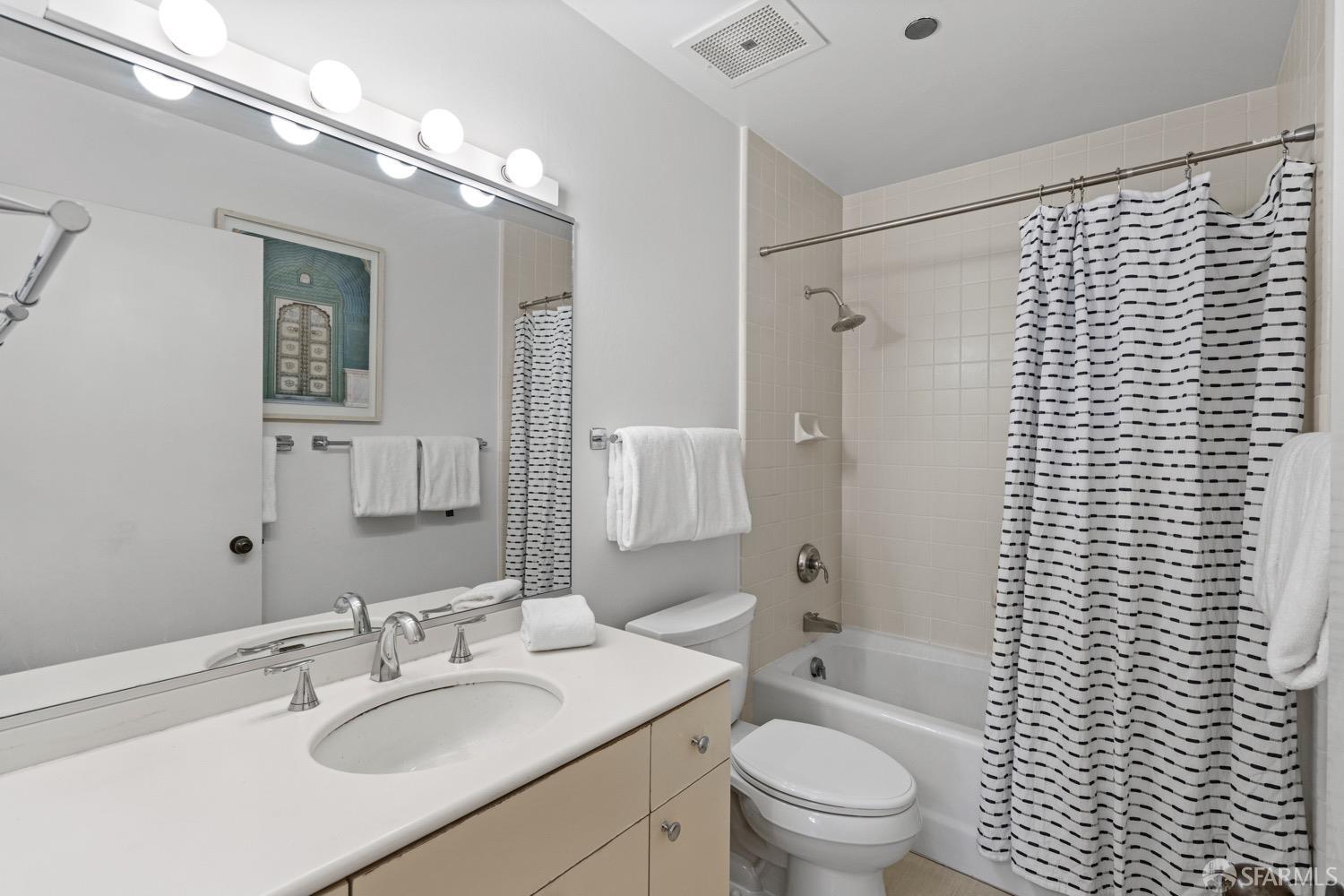101 Lombard Street # 418E