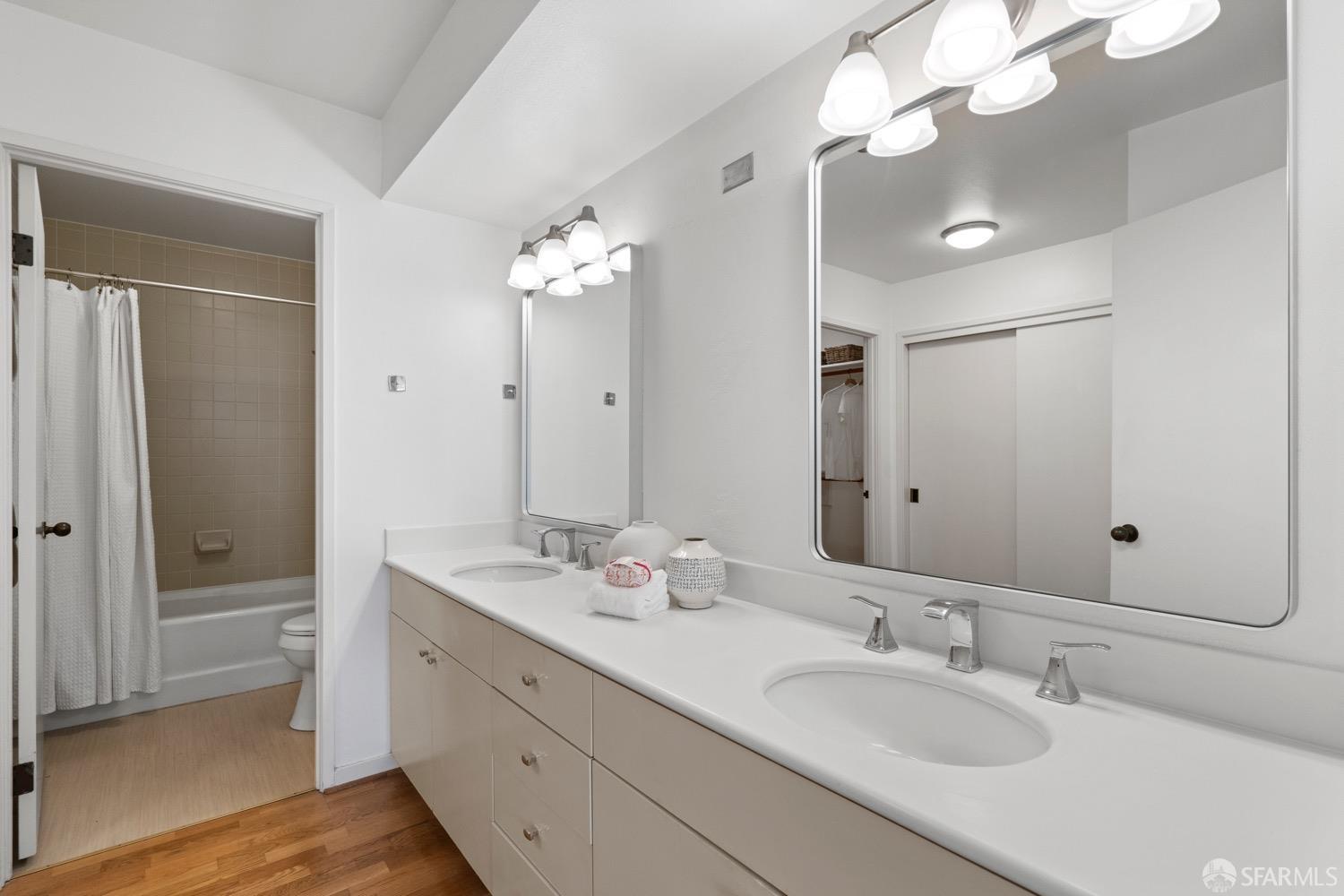 101 Lombard Street # 418E
