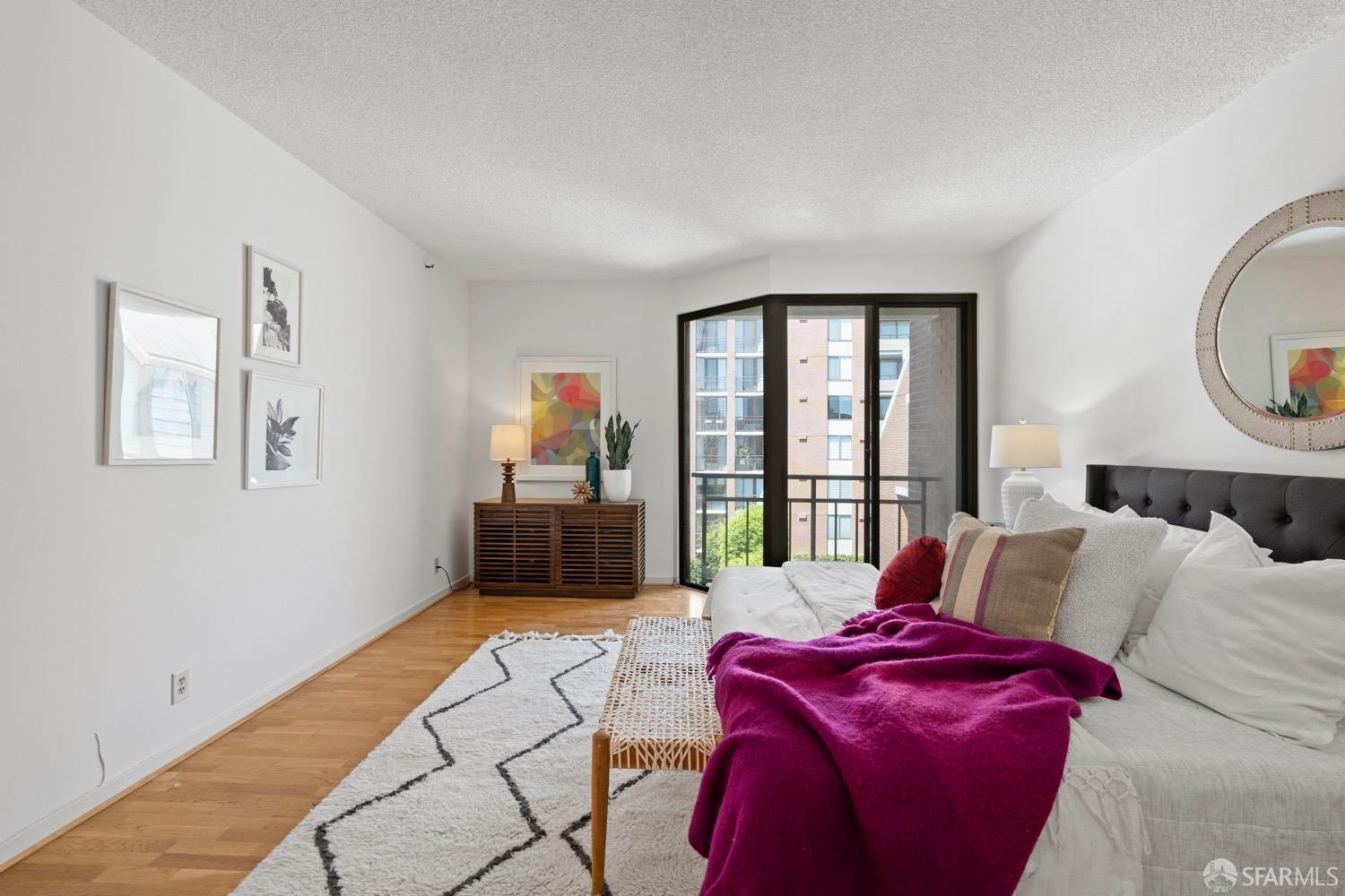 101 Lombard Street # 418E