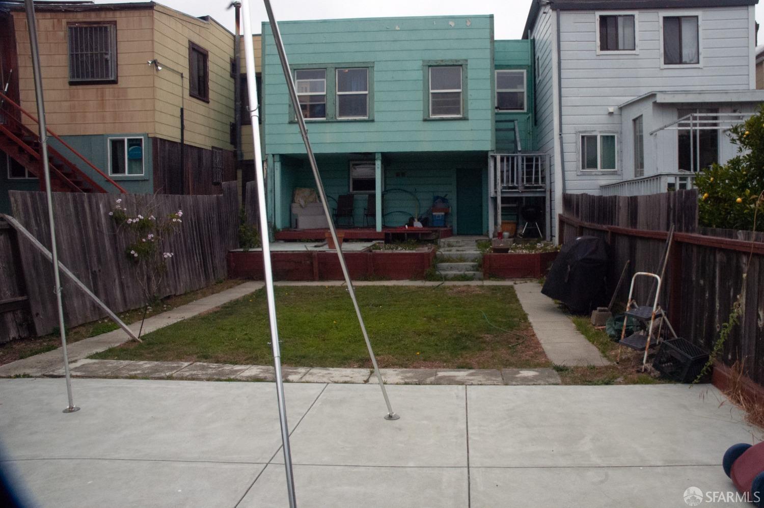 155 Flood Avenue
