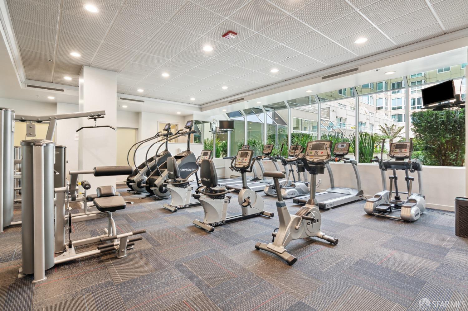 111 Chestnut Street # 405