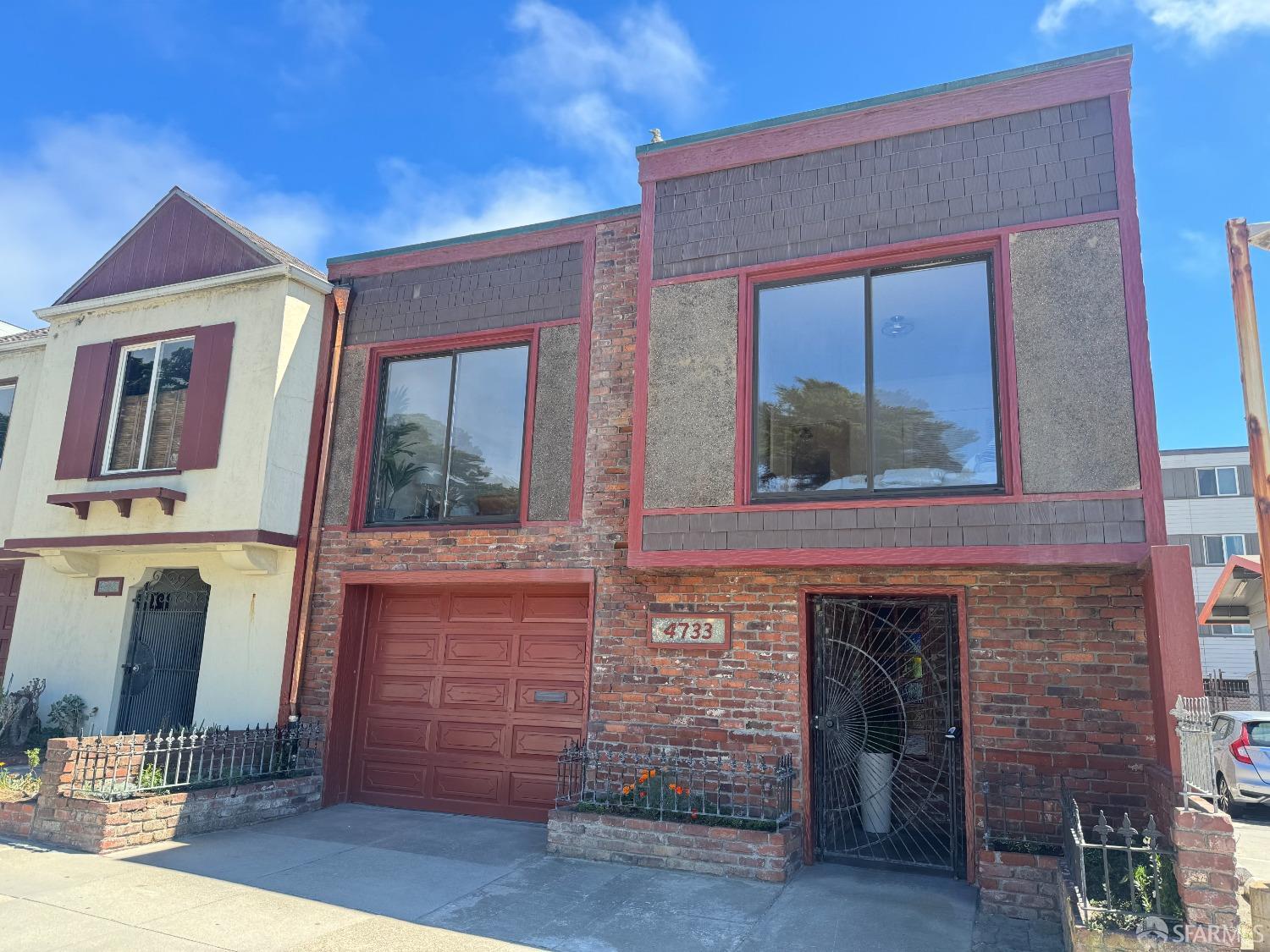 4733 Lincoln Way