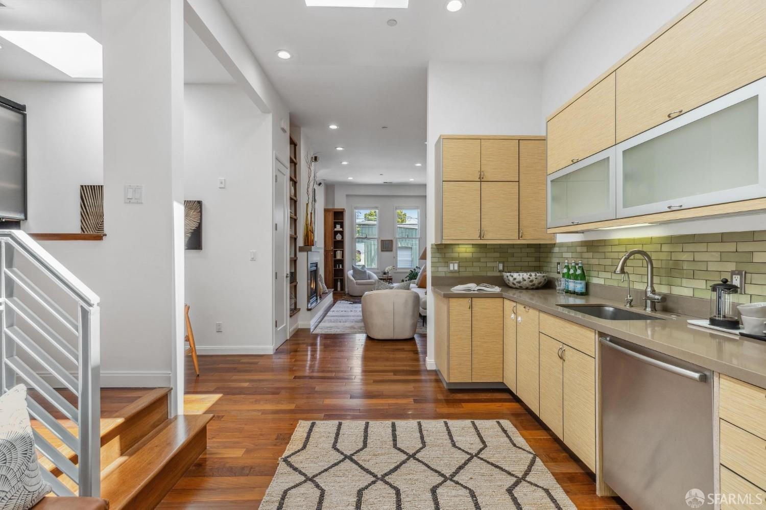 576 Shotwell Street # 3