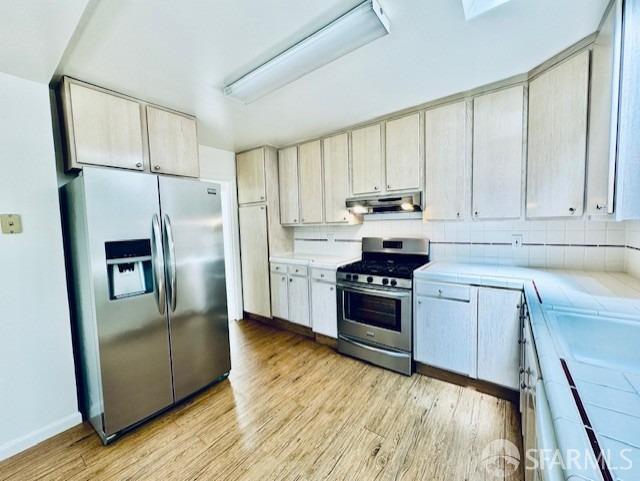 1261 Goettingen Street